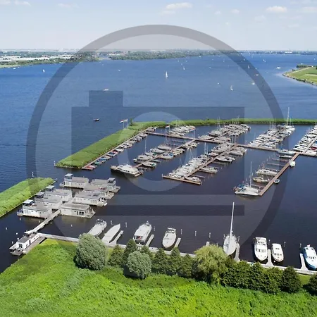 Botel Aqualiving Kempers Aalsmeer