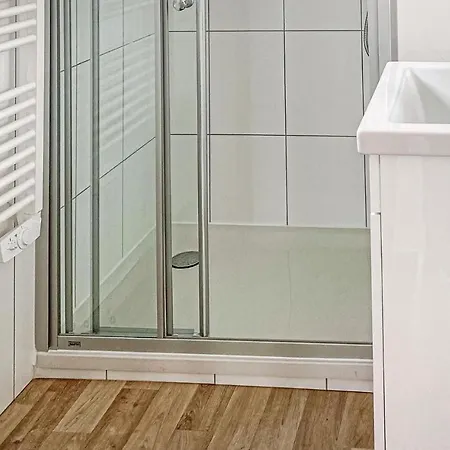 Aqualiving Kempers 船屋